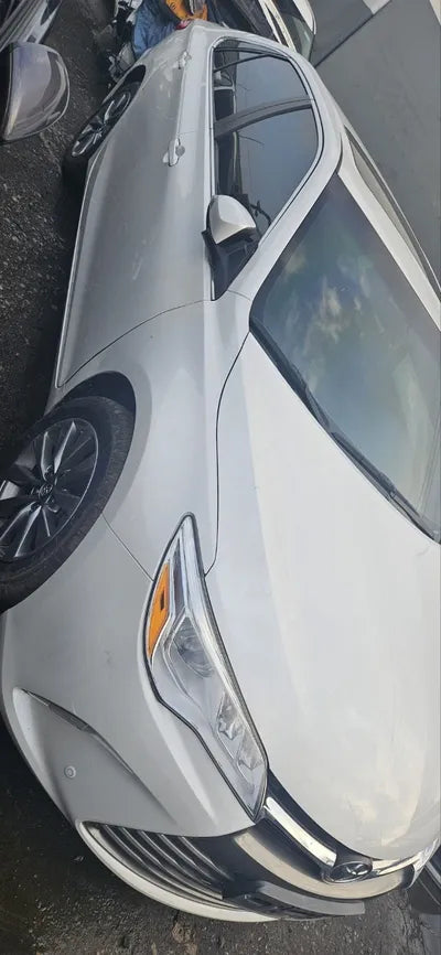 2017 Toyota Camry VIN: