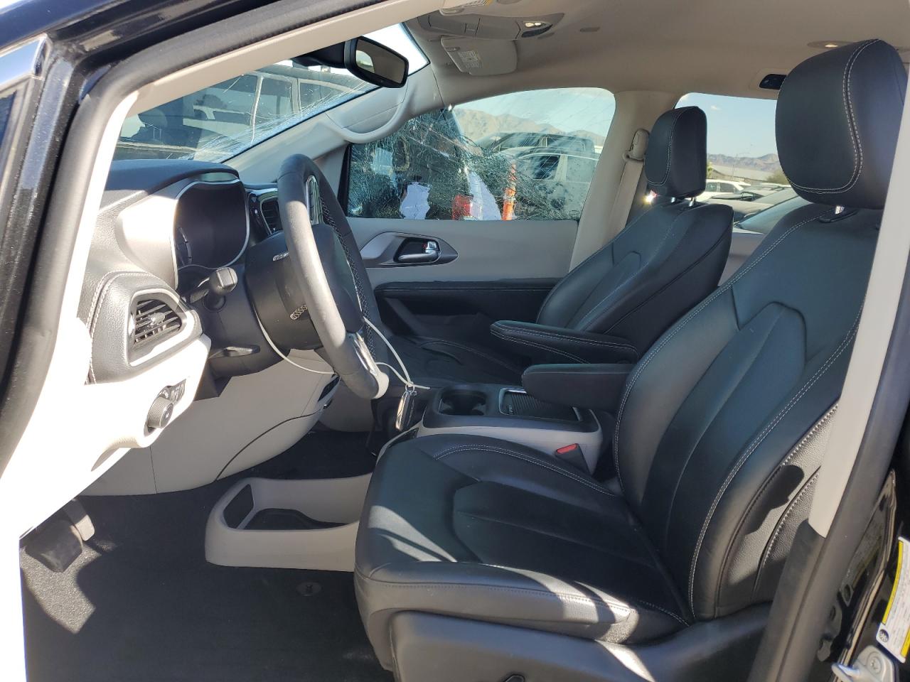 2022 CHRYSLER PACIFICA HYBRID TOURING L VIN:2C4RC1L73NR207444