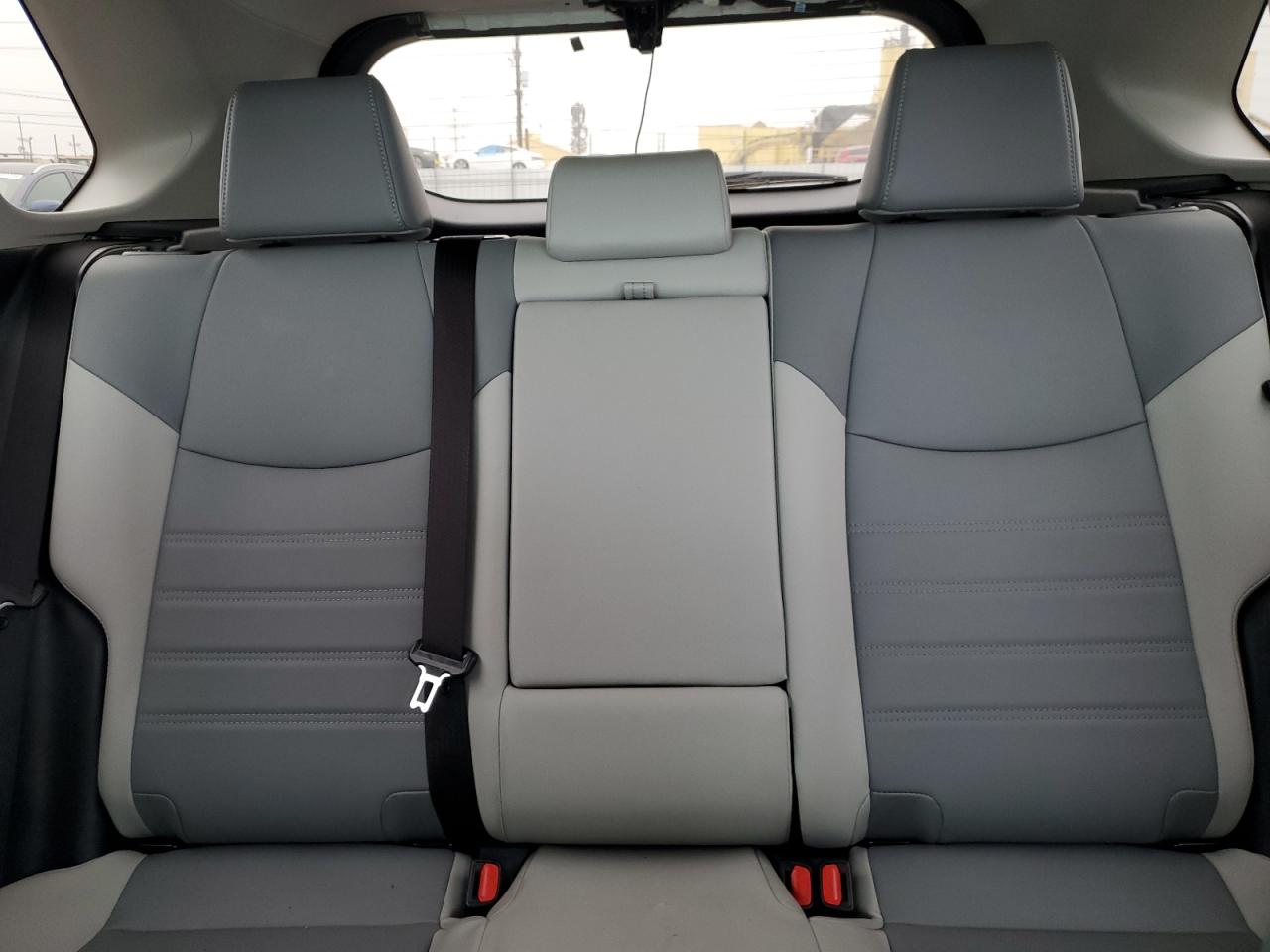 2022 TOYOTA RAV4 XLE PREMIUM VIN:JTMB6RFV2ND523504