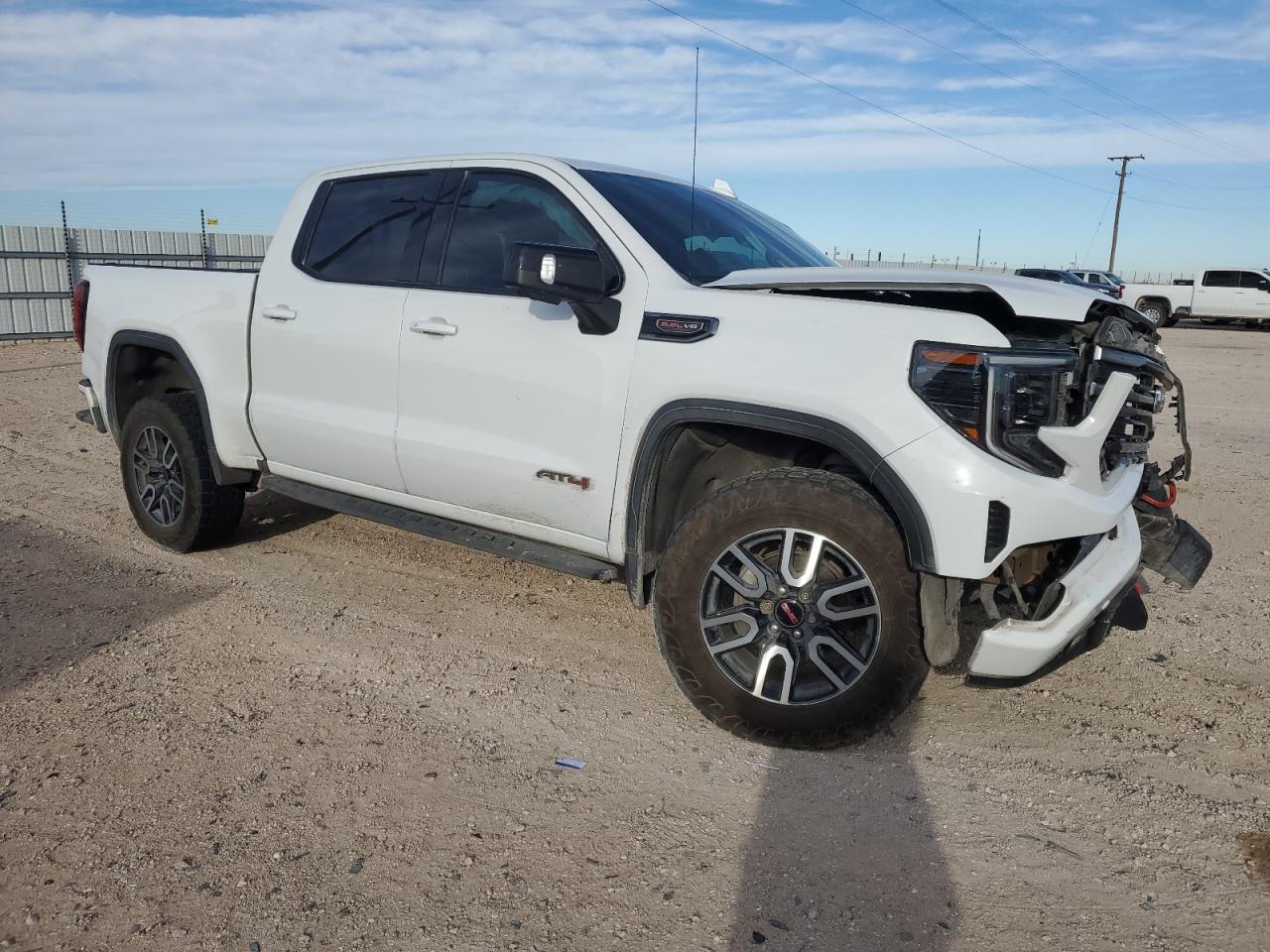 2022 GMC SIERRA K1500 AT4 VIN:1GTPUEEL2NZ609614