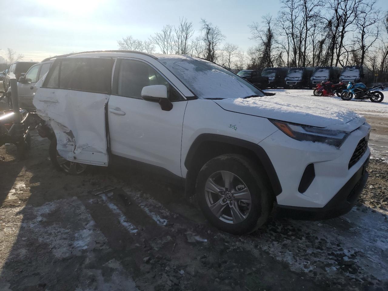 2024 TOYOTA RAV4 XLE VIN:4T3RWRFV5RU147453