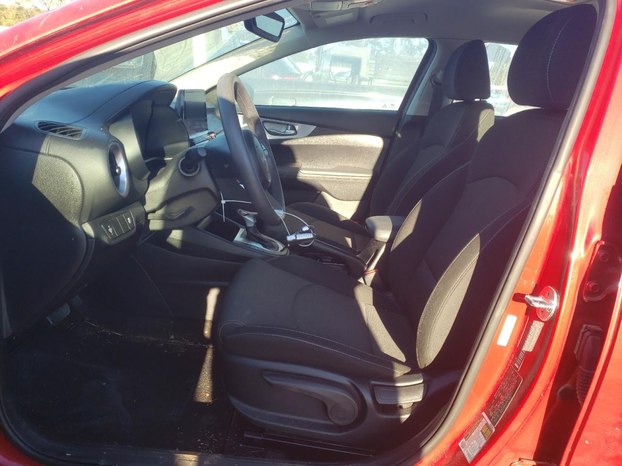 2022 KIA FORTE FE VIN:3KPF24AD4NE458751