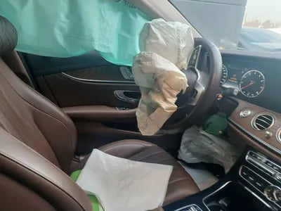 2019 Mercedes-Benz E 300 VIN: