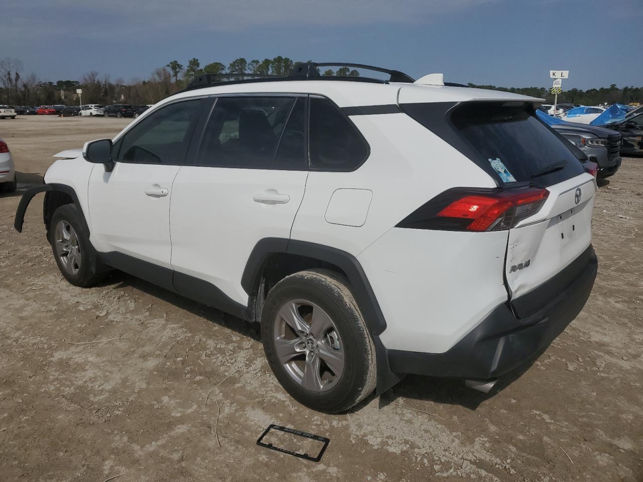 2023 TOYOTA RAV4 XLE VIN:2T3W1RFV6PW284237