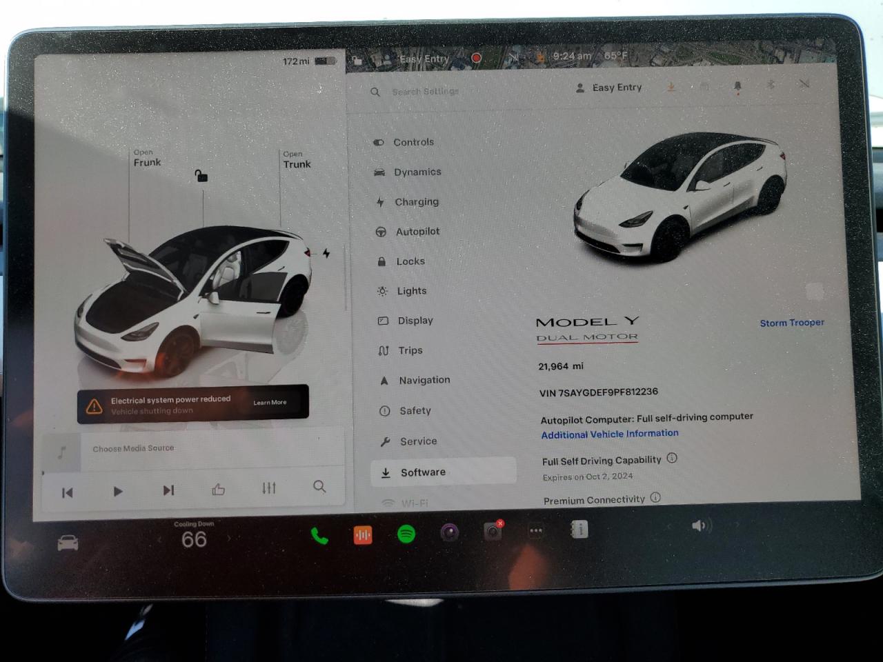 2023 TESLA MODEL Y  VIN:7SAYGDEF9PF812236