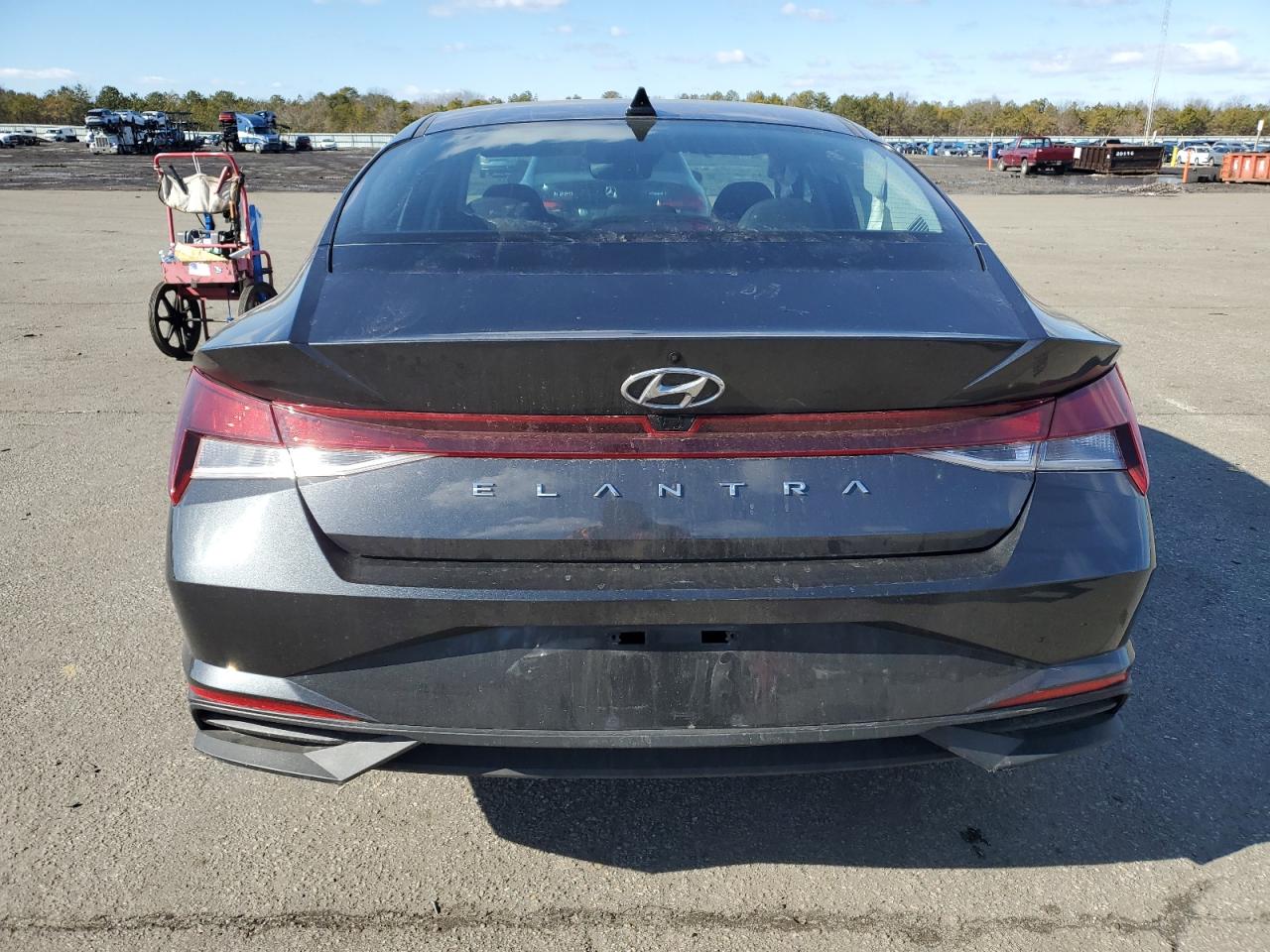2022 HYUNDAI ELANTRA SEL VIN:5NPLM4AG2NH069903
