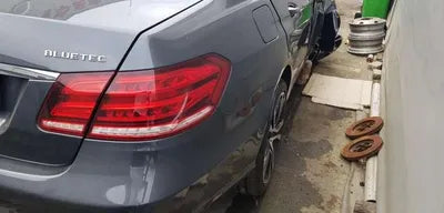 2015 Mercedes-Benz E 220 WDDHF0AB6GB212777 VIN:WDDHF0AB6GB212777