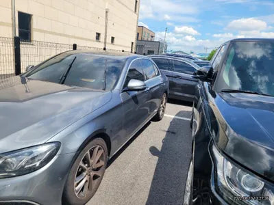 2018 Mercedes-Benz E 300 VIN: