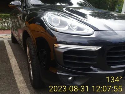 2015 Porsche Cayenne VIN: