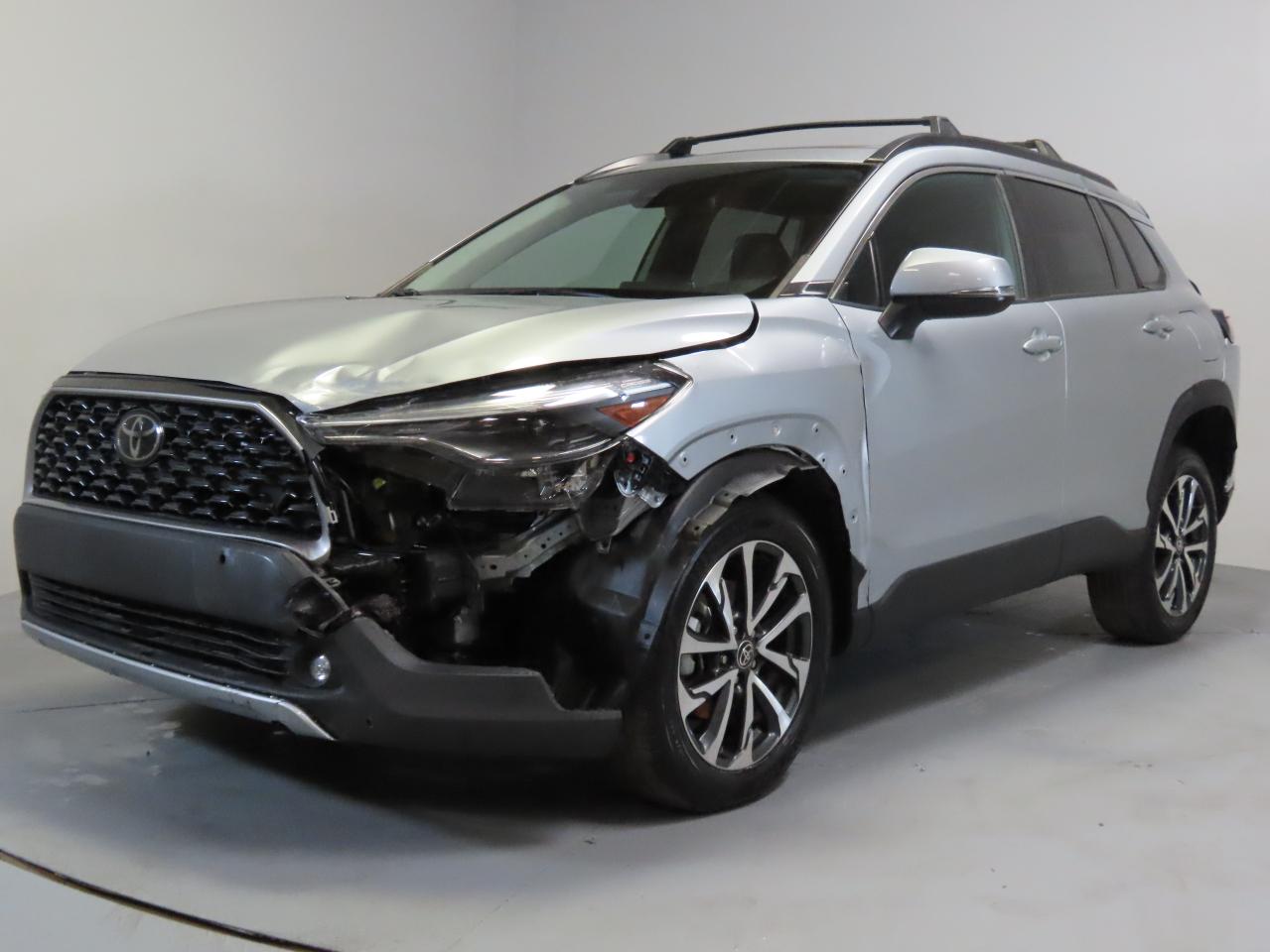 2022 TOYOTA COROLLA CROSS XLE VIN:7MUDAABG9NV033863