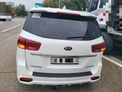 2018 Kia Carnival VIN: