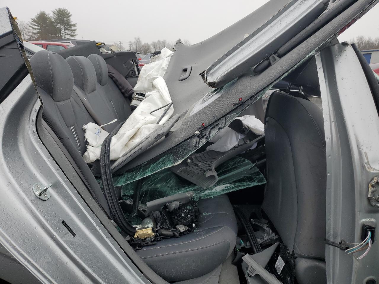 2022 HYUNDAI ELANTRA SEL VIN:5NPLS4AG2NH083497