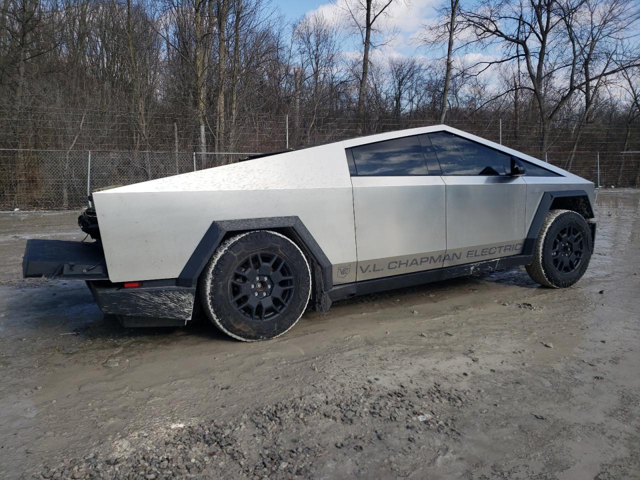 2024 TESLA CYBERTRUCK  VIN:7G2CEHED6RA006192
