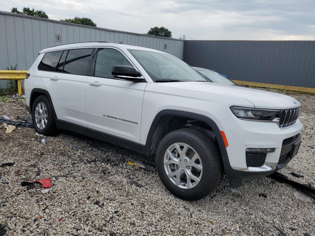 2023 JEEP GRAND CHEROKEE L LIMITED VIN:1C4RJKBG4P8818580