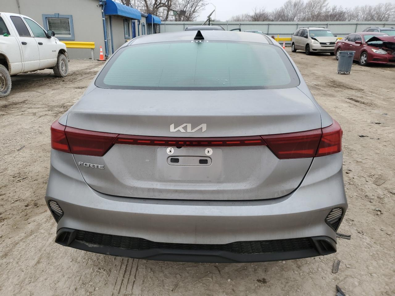 2024 KIA FORTE LX VIN:3KPF24AD0RE801948