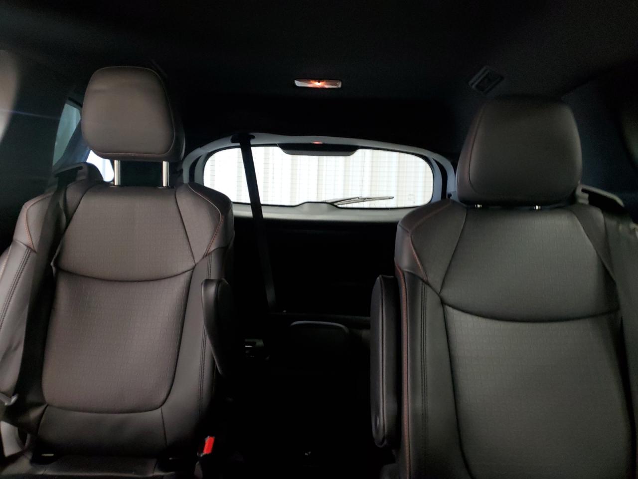 2024 TOYOTA SIENNA XSE VIN:5TDDSKFC2RS117341