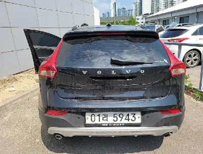 2019 Volvo V40 YV1MZ72K0K2176234 VIN:YV1MZ72K0K2176234