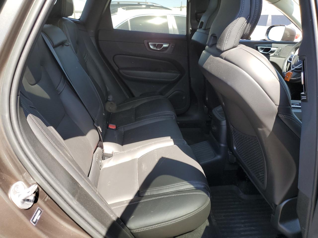 2022 VOLVO XC60 T8 RECHARGE INSCRIPTION VIN:YV4H60DL5N1059193