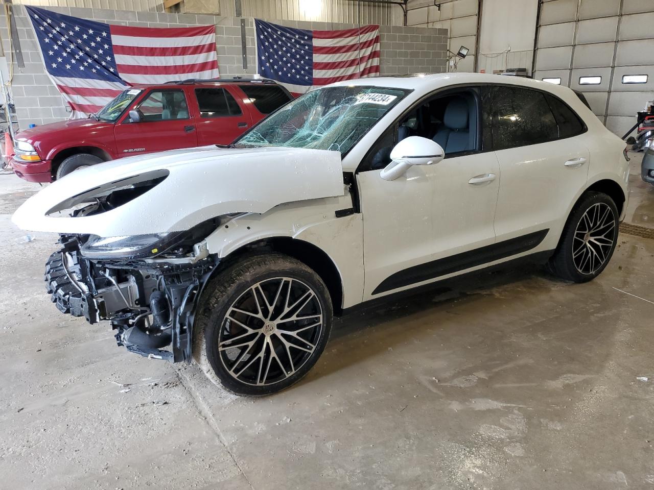 2023 PORSCHE MACAN BASE VIN:WP1AA2A55PLB12422