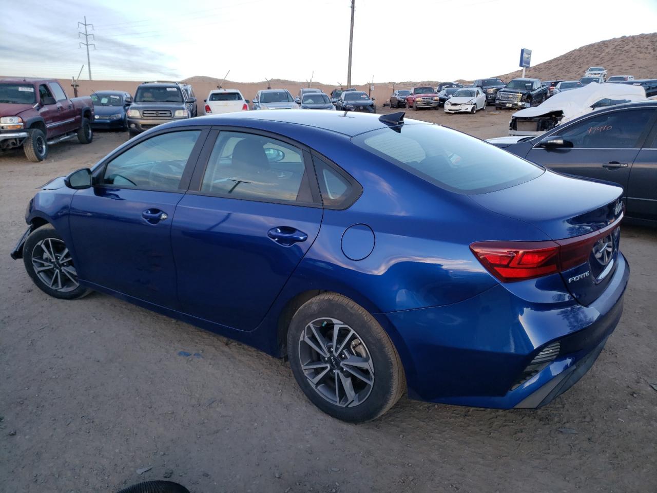 2022 KIA FORTE FE VIN:3KPF24AD4NE458894