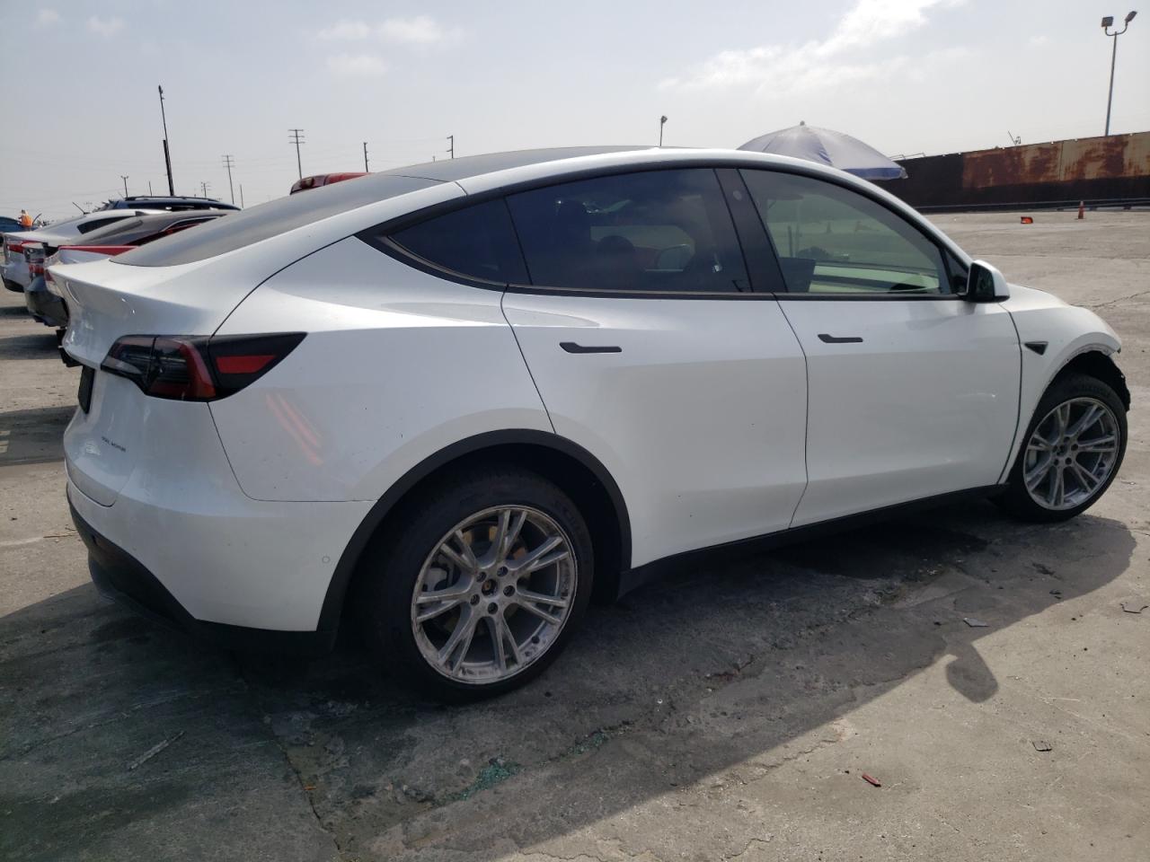 2022 TESLA MODEL Y  VIN:7SAYGAEEXNF489673