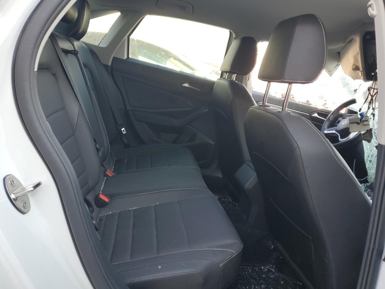 2024 VOLKSWAGEN JETTA SE VIN:3VWEM7BU0RM027838