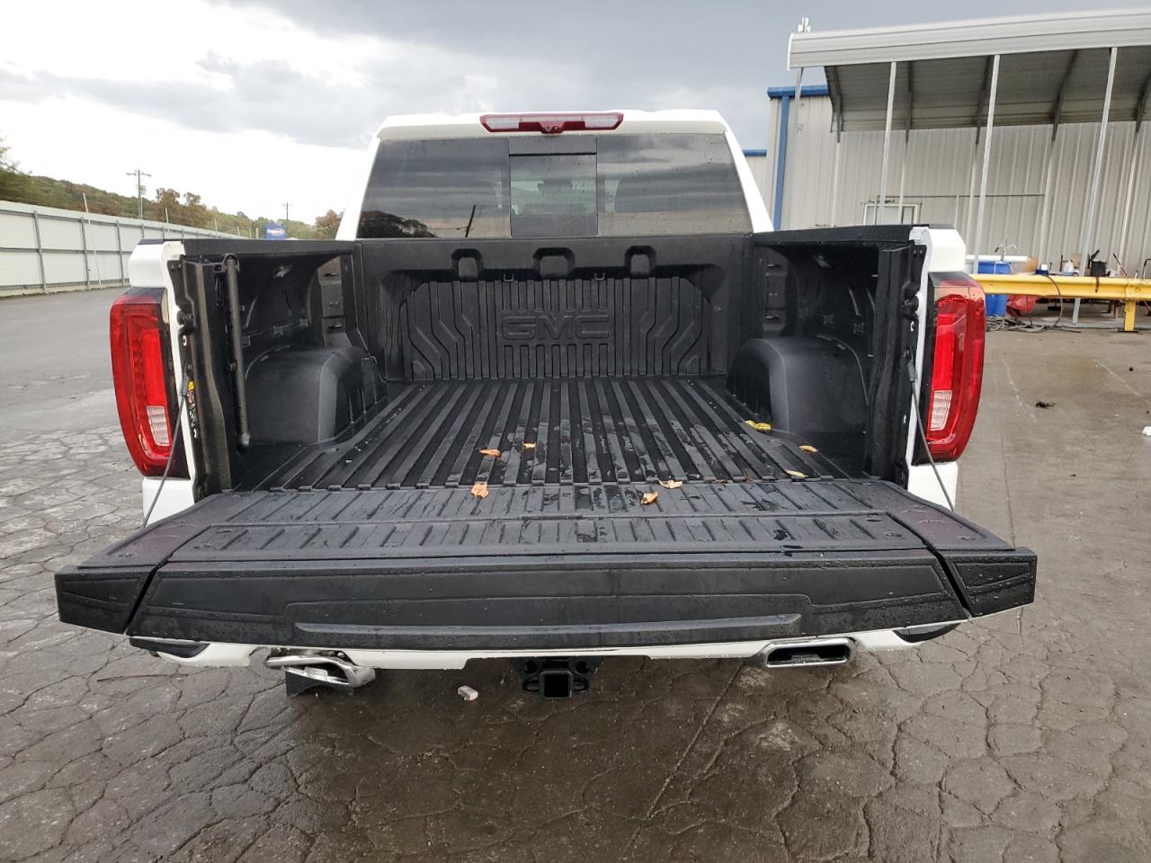 2023 GMC SIERRA K1500 AT4 VIN:1GTUUEEL2PZ315667