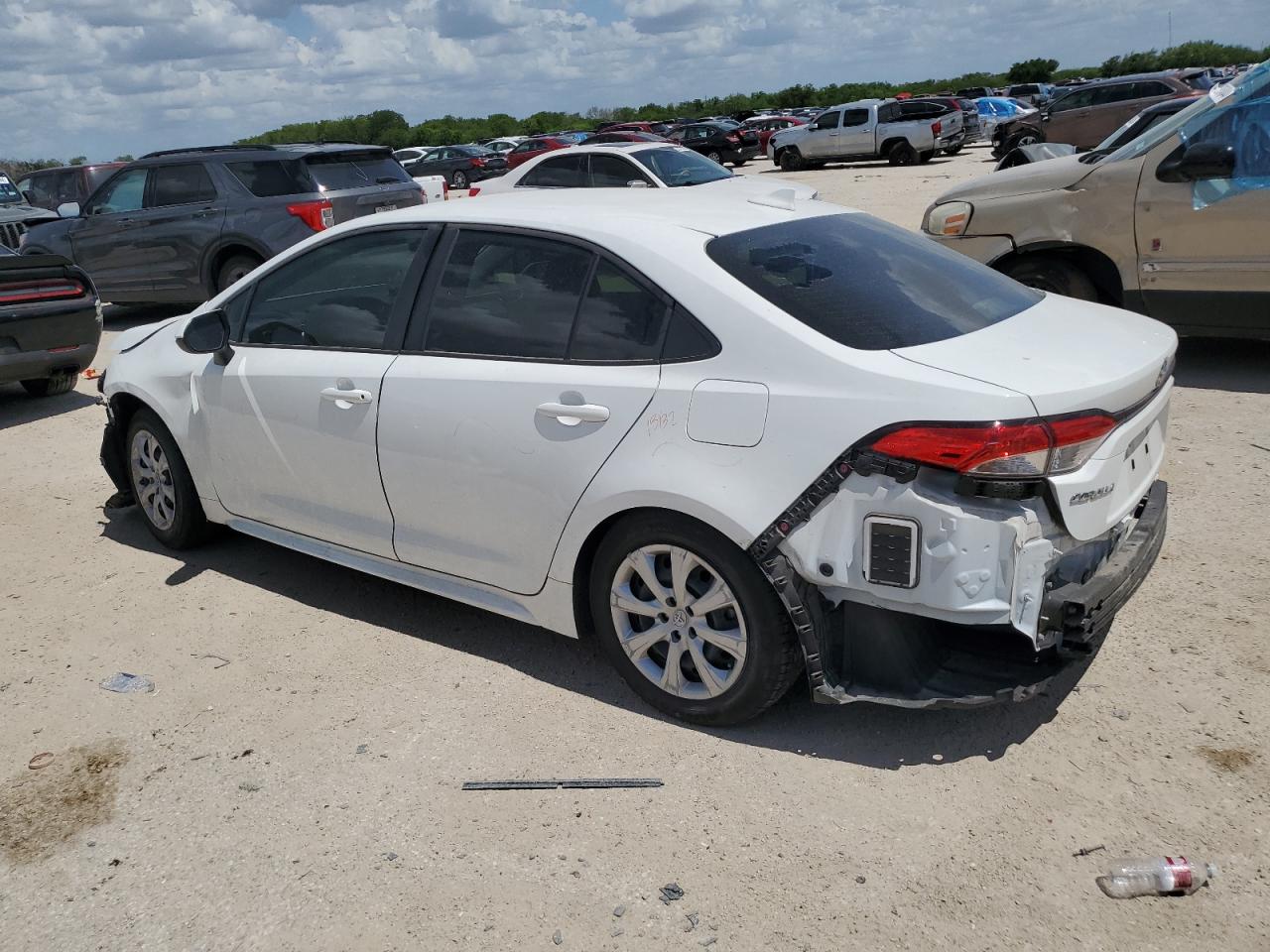 2022 TOYOTA COROLLA LE VIN:JTDEPMAE4N3023760