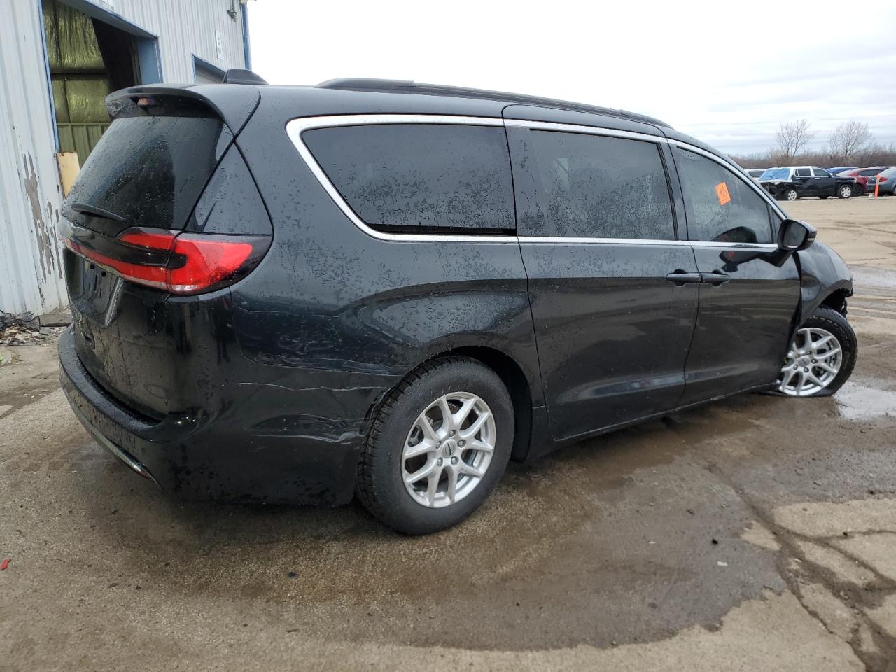 2022 CHRYSLER PACIFICA TOURING L VIN:2C4RC1BG8NR113819