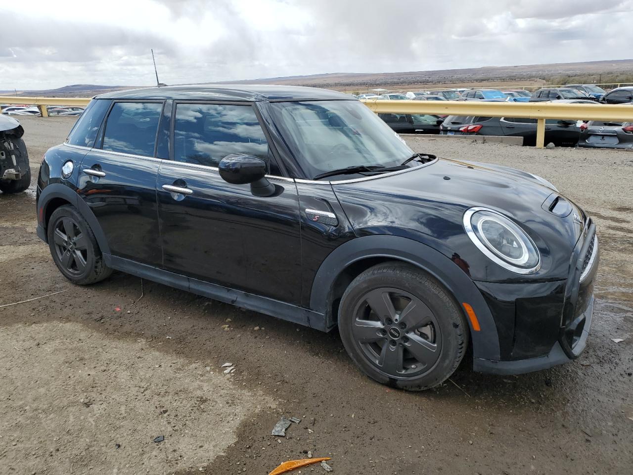 2022 MINI COOPER S VIN:WMW53DK04N2R07019