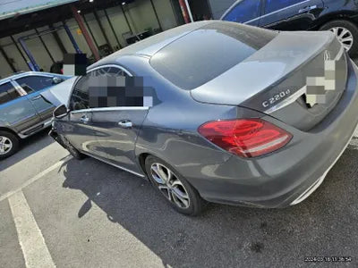 2016 Mercedes-Benz C 220 VIN: