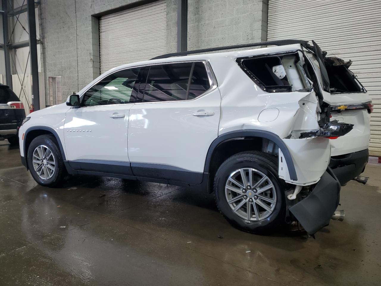 2022 CHEVROLET TRAVERSE LT VIN:1GNEVGKW5NJ143486