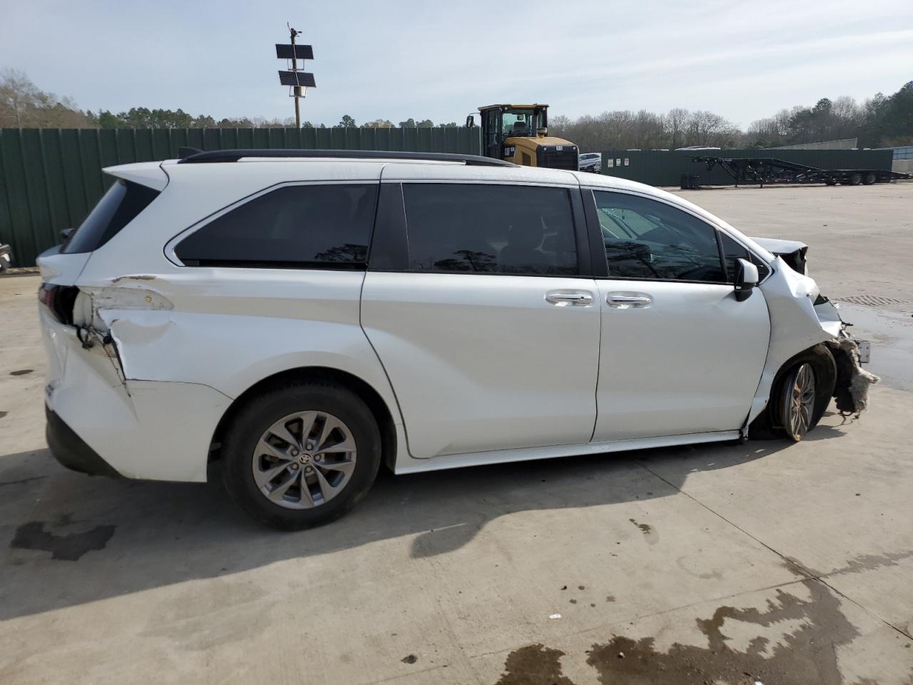 2022 TOYOTA SIENNA XLE VIN:5TDYRKEC2NS086553