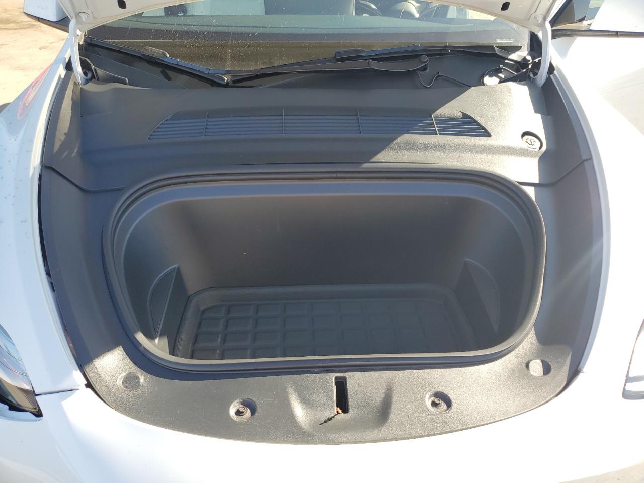 2022 TESLA MODEL Y  VIN:7SAYGDEE6NF485041