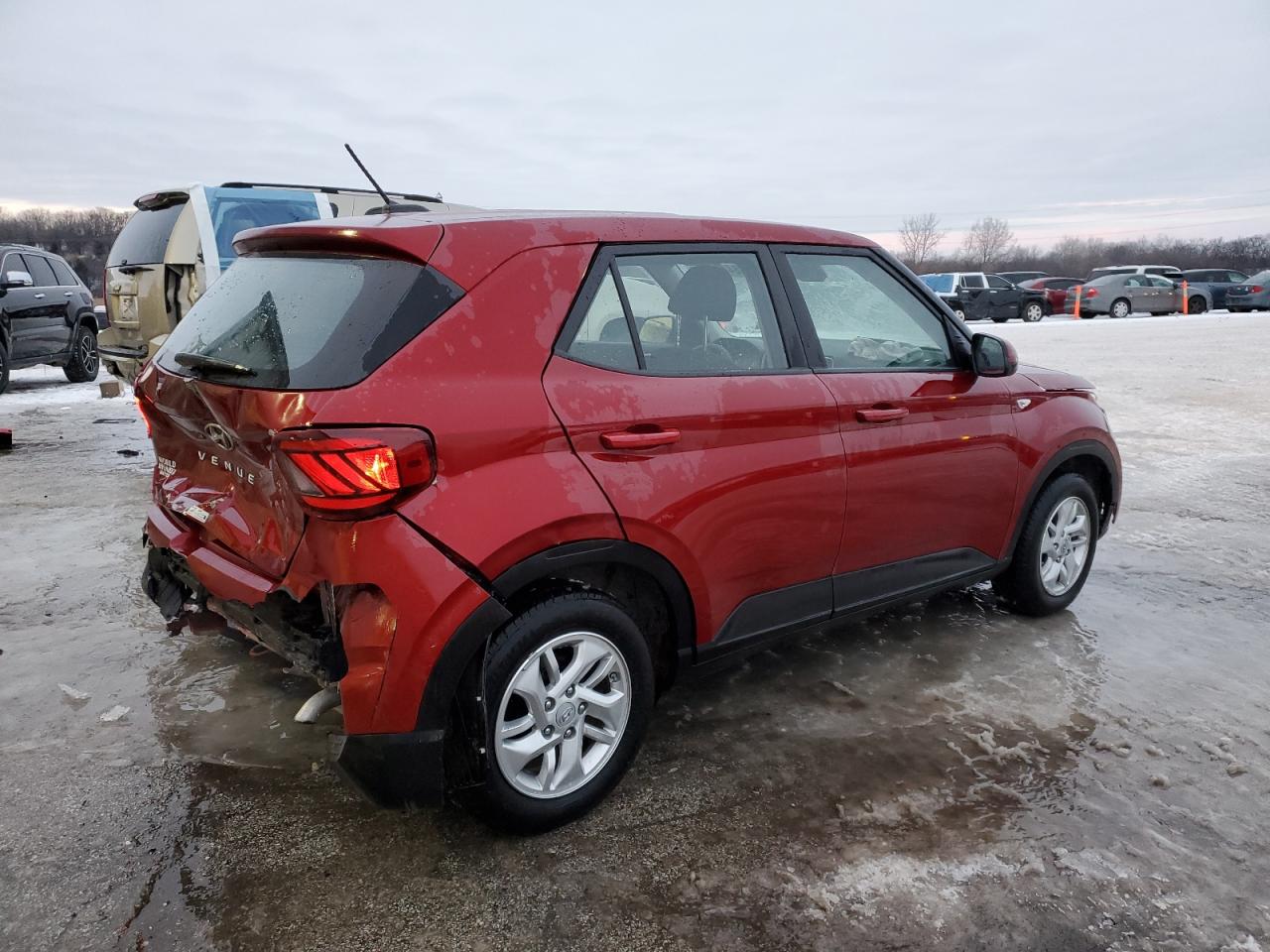 2024 HYUNDAI VENUE SE VIN:KMHRB8A32RU303324