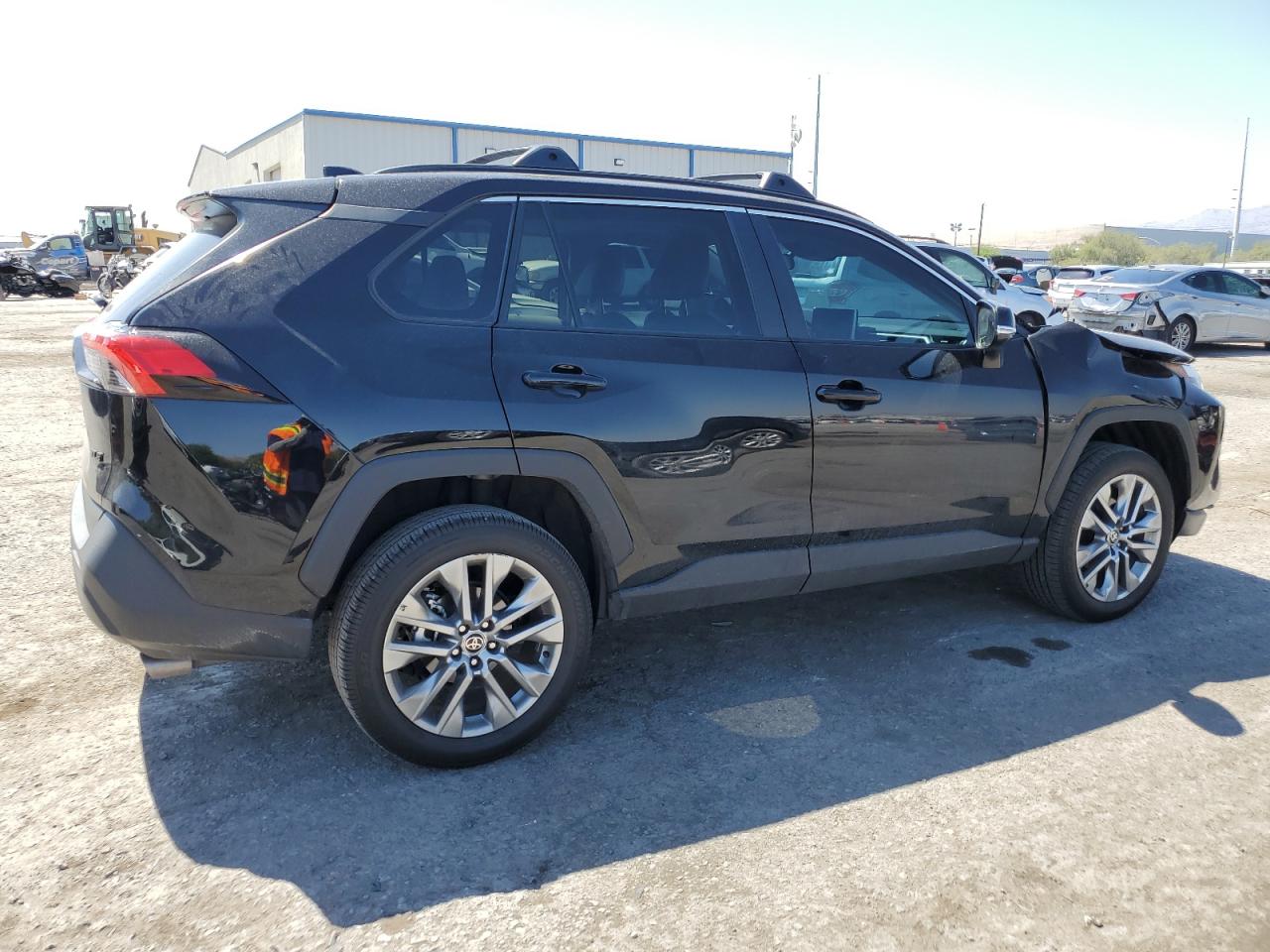 2023 TOYOTA RAV4 XLE PREMIUM VIN:2T3C1RFV0PW261667