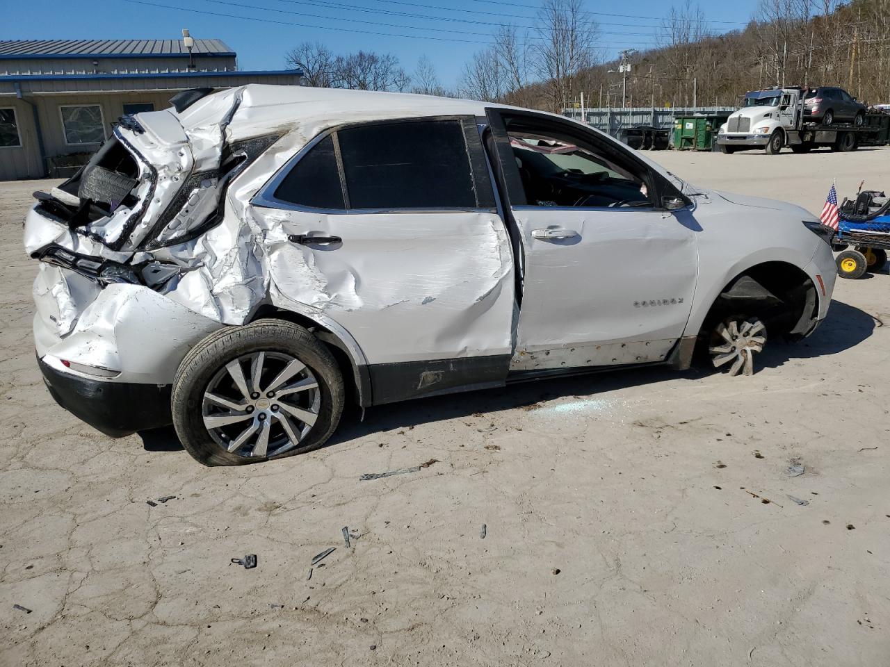 2022 CHEVROLET EQUINOX LT VIN:3GNAXUEV7NL267259