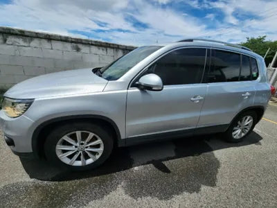 2014 Volkswagen Tiguan VIN: