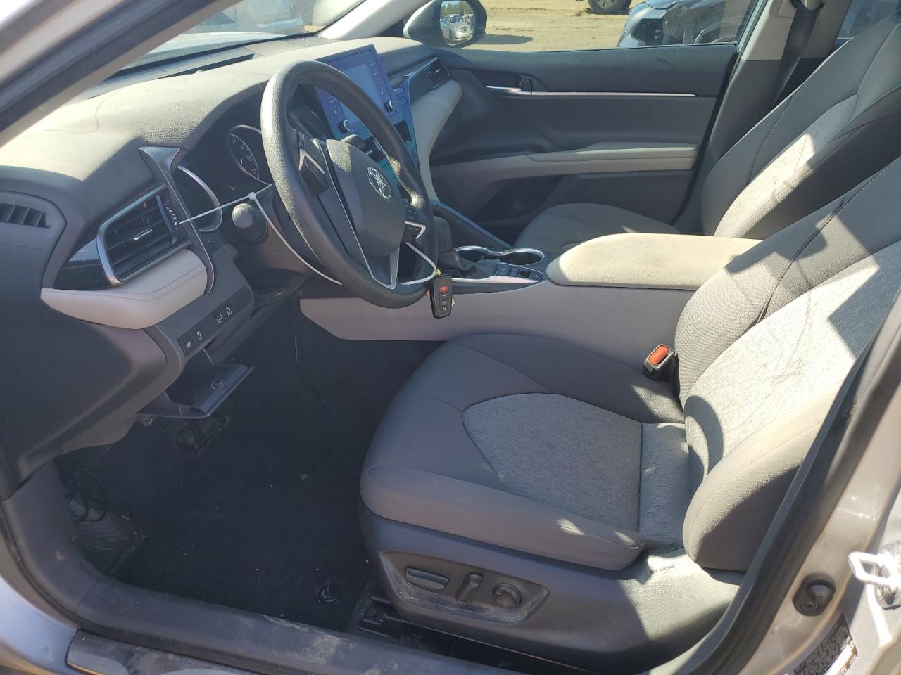 2022 TOYOTA CAMRY LE VIN:4T1C31AK7NU043160