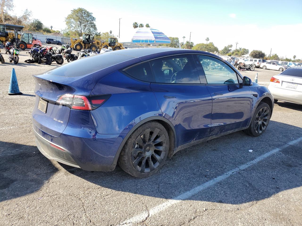 2023 TESLA MODEL Y  VIN:7SAYGDEEXPF814469