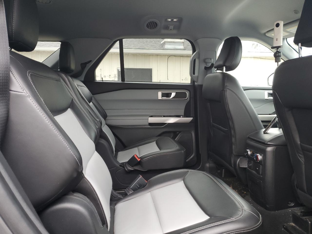 2022 FORD EXPLORER XLT VIN:1FMSK8DH5NGA44572