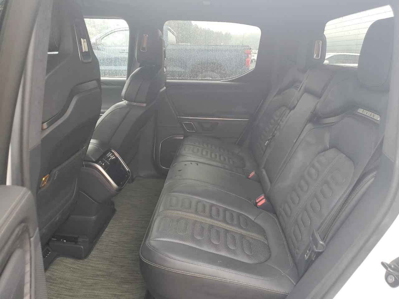 2022 RIVIAN R1T ADVENTURE VIN:7FCTGAAA8NN016263