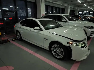 2016 BMW 520 VIN: