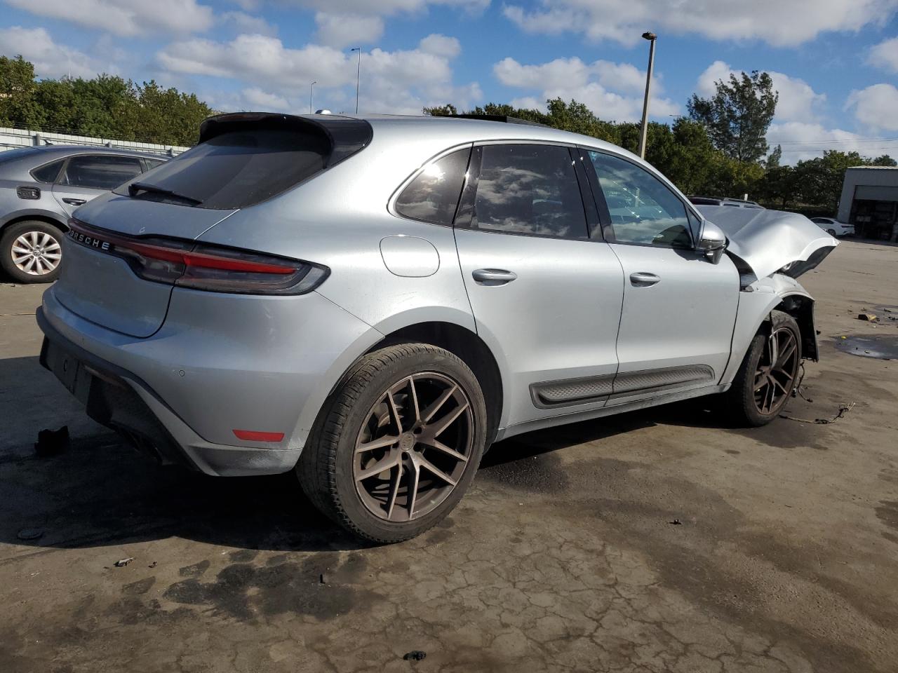 2022 PORSCHE MACAN  VIN:WP1AA2A57NLB05971