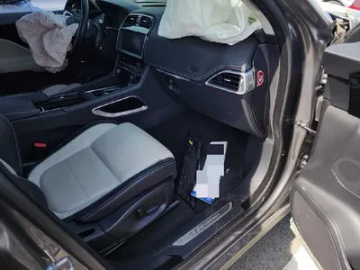 2016 Jaguar F-Pace VIN: