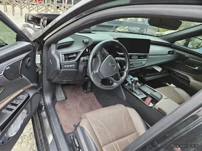 2022 Lexus ES 300 VIN: