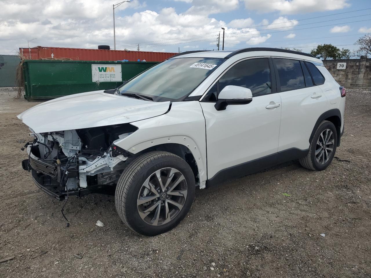 2024 TOYOTA COROLLA CROSS XLE VIN:7MUDAABG3RV117053