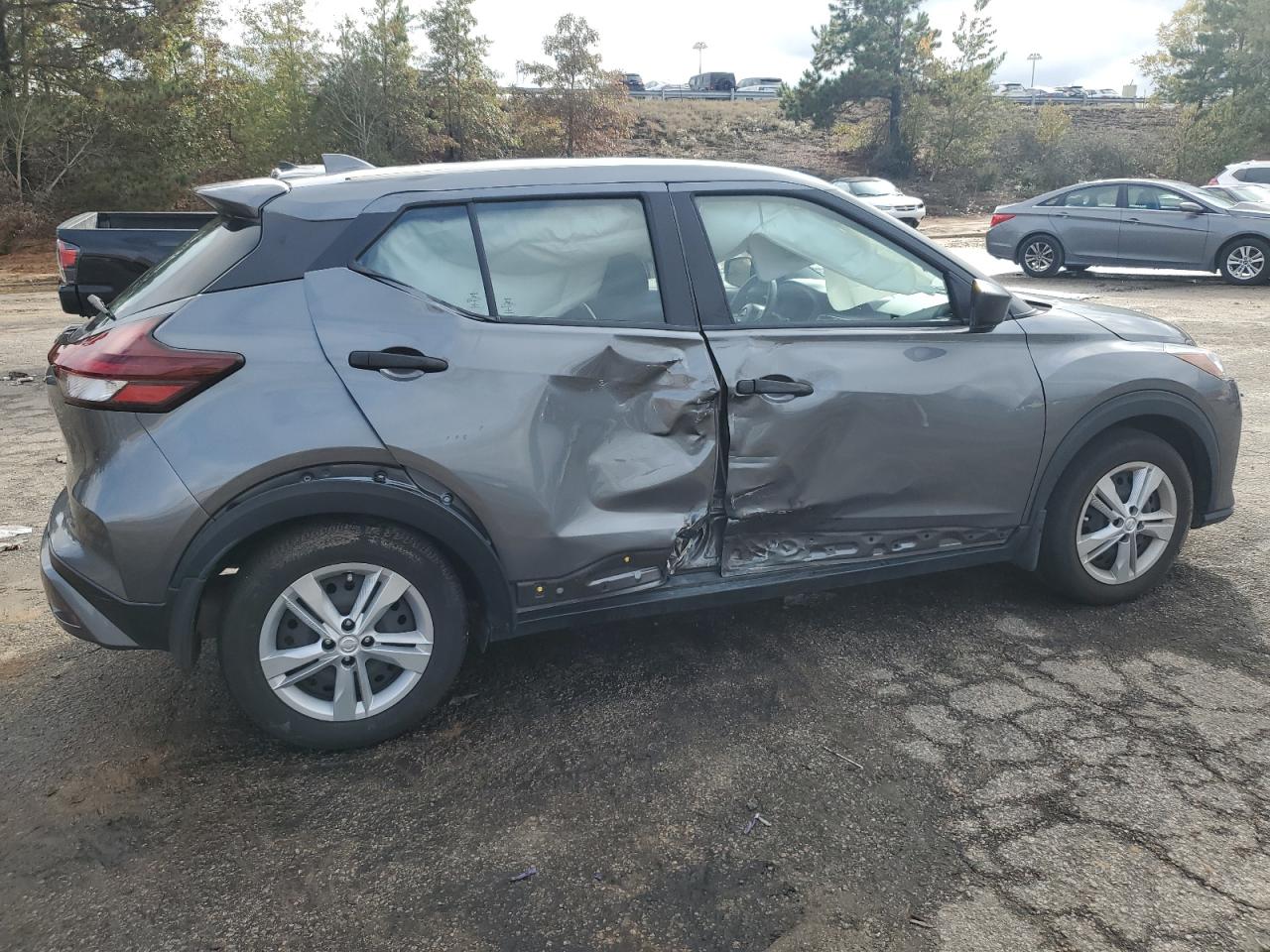 2022 NISSAN KICKS S VIN:3N1CP5BV2NL502469