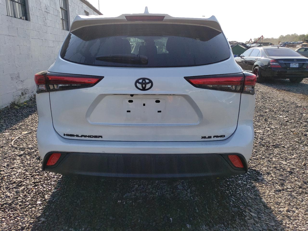 2022 TOYOTA HIGHLANDER XLE VIN:5TDGZRBH1NS163062