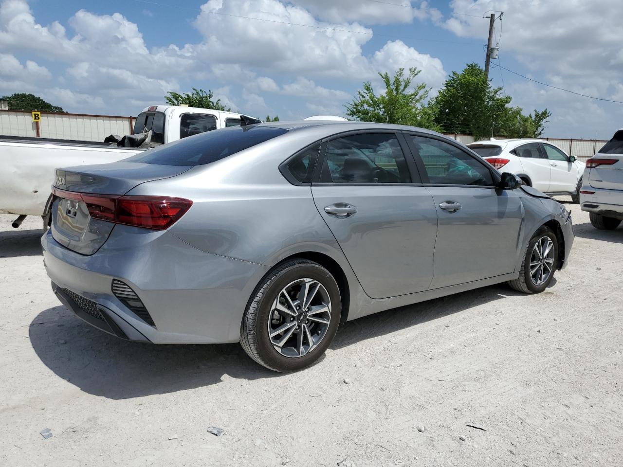 2023 KIA FORTE LX VIN:3KPF24AD7PE644156